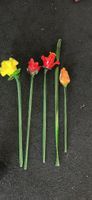 Lot de 5 fleurs décoratives en verre multicolore bon état