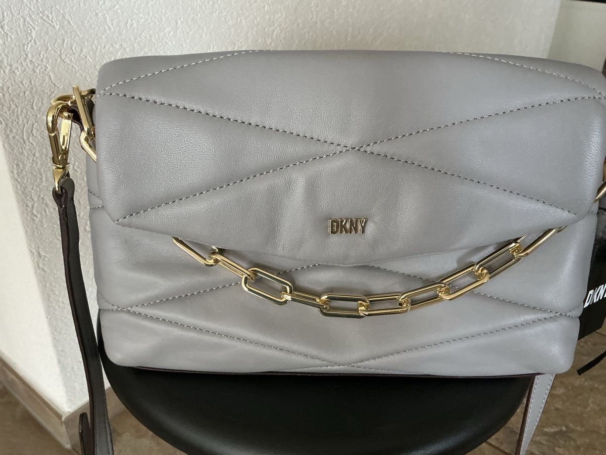 Borse da donna: DKNY Ledertasche – Nuovo (secondo la descrizione) da Buchs AG venduto da chipmunk710 1