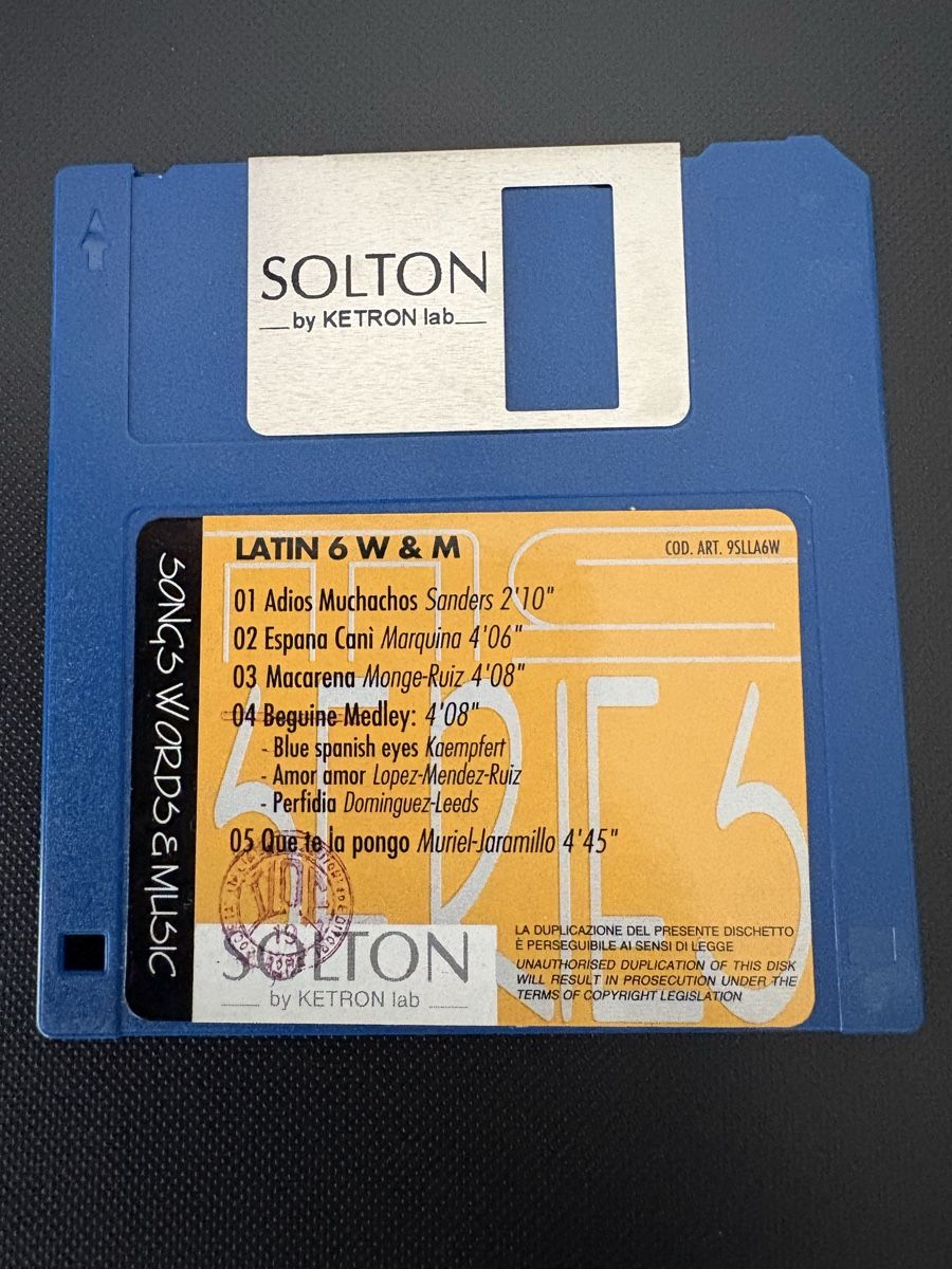 Solton Musikinstrumente: Solton Ketron 5 disketes – Neu (gemäss Beschreibung) aus Lutry von 16mustang 2