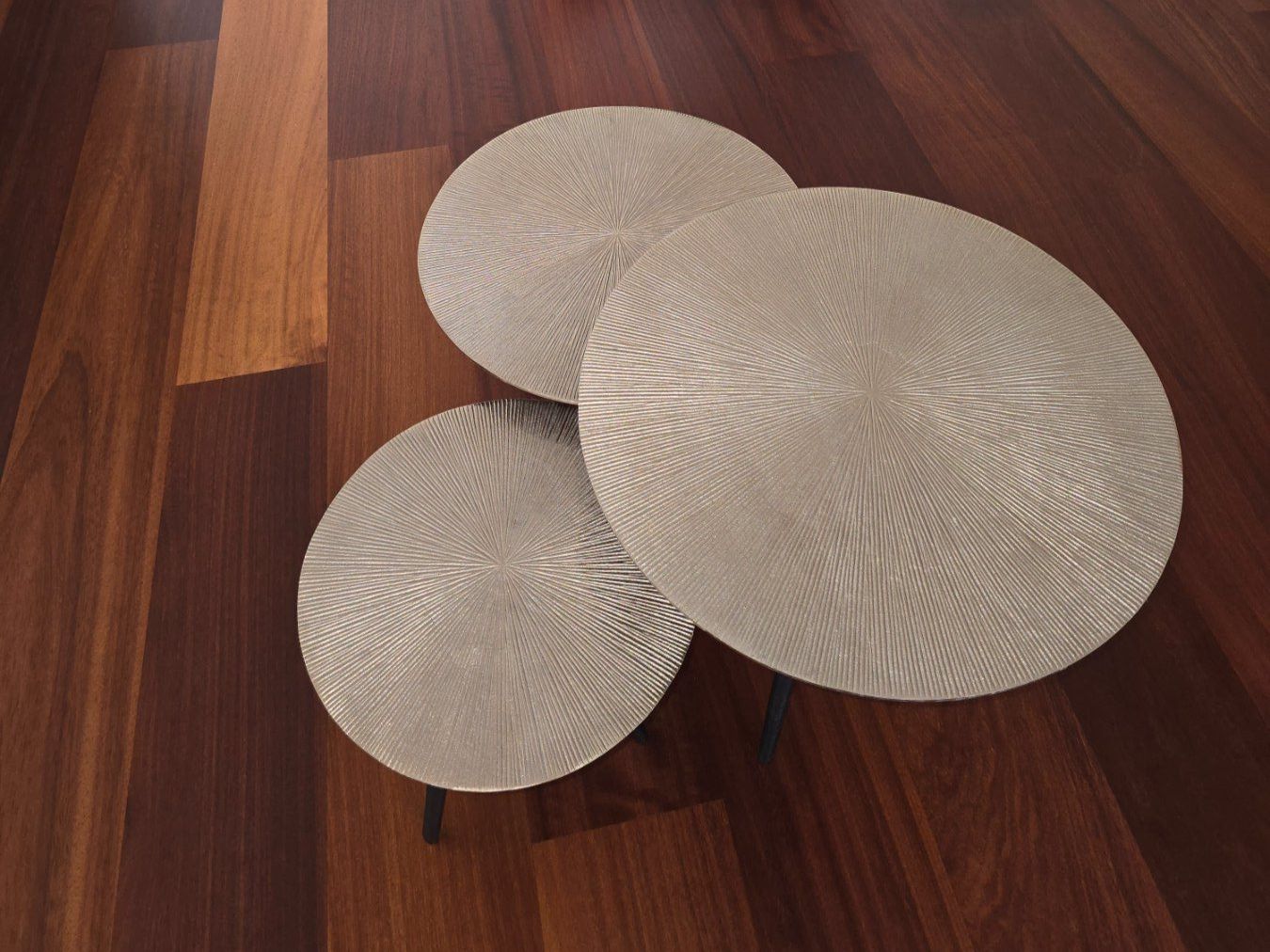 Set di tavolo e panche: Beistelltisch-Set – Usato da Uzwil venduto da Grisli5 1