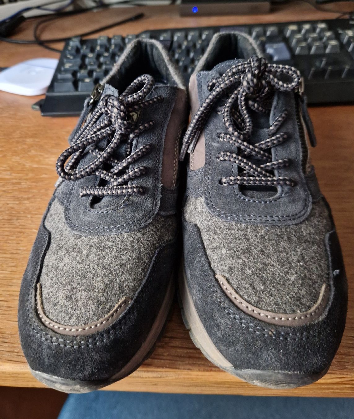 Scarpe da donna: Sneakers grau-blau gr. 37 – Usato da Winterthur venduto da nat_q7vy 2