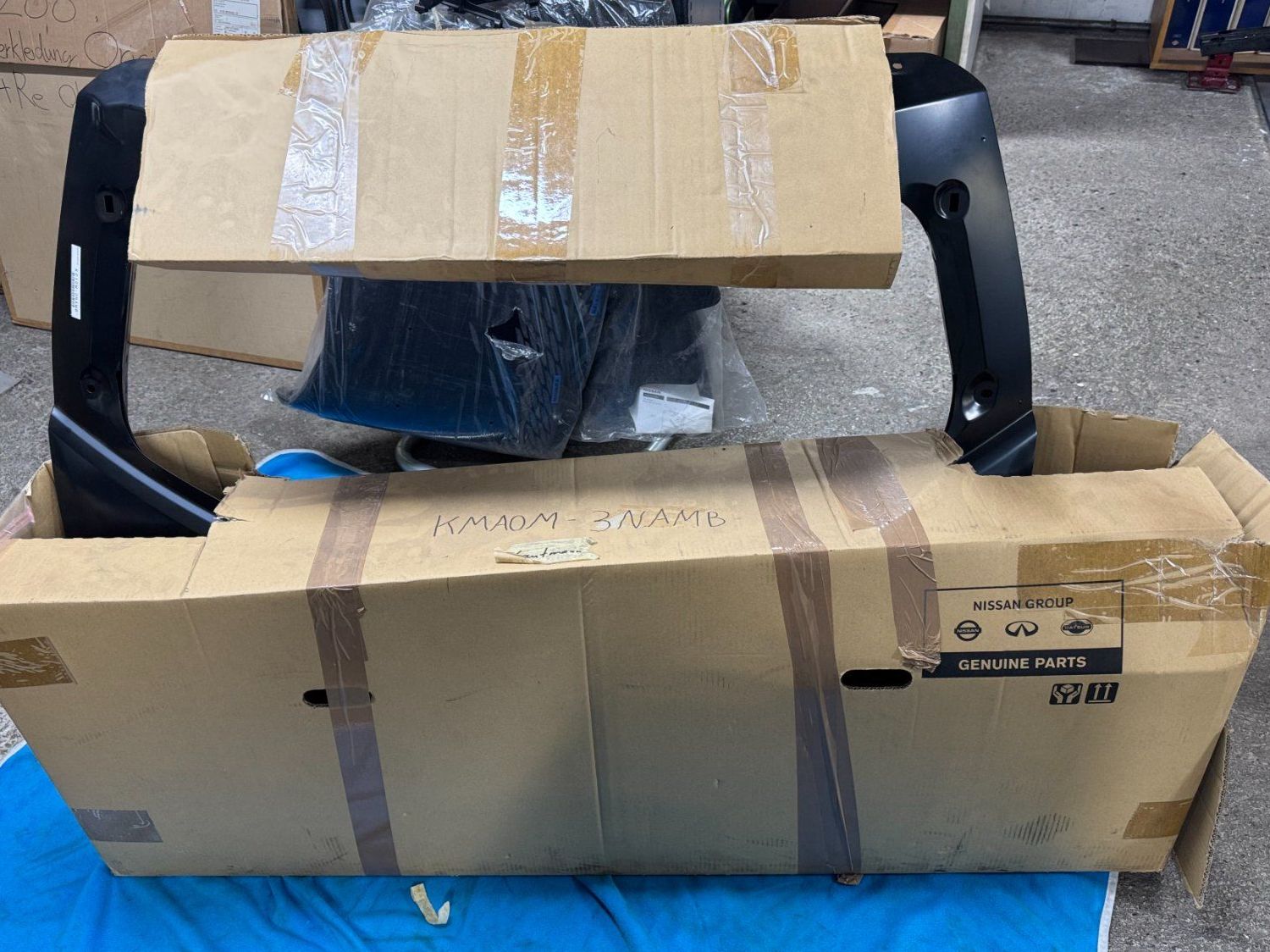 Nissan Tutti pezzi di ricambio auto: Heckklappe Nissan Leaf – Nuovo e nell'imballaggio originale da Berneck venduto da garagekaufmann