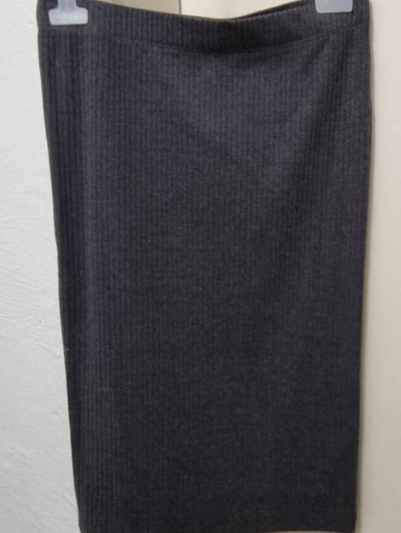 Gonne: Jupe, Rock dunkelgrau Jersey neu Gr. 38/40 – Nuovo e nell'imballaggio originale da Geroldswil venduto da Agapanthus22