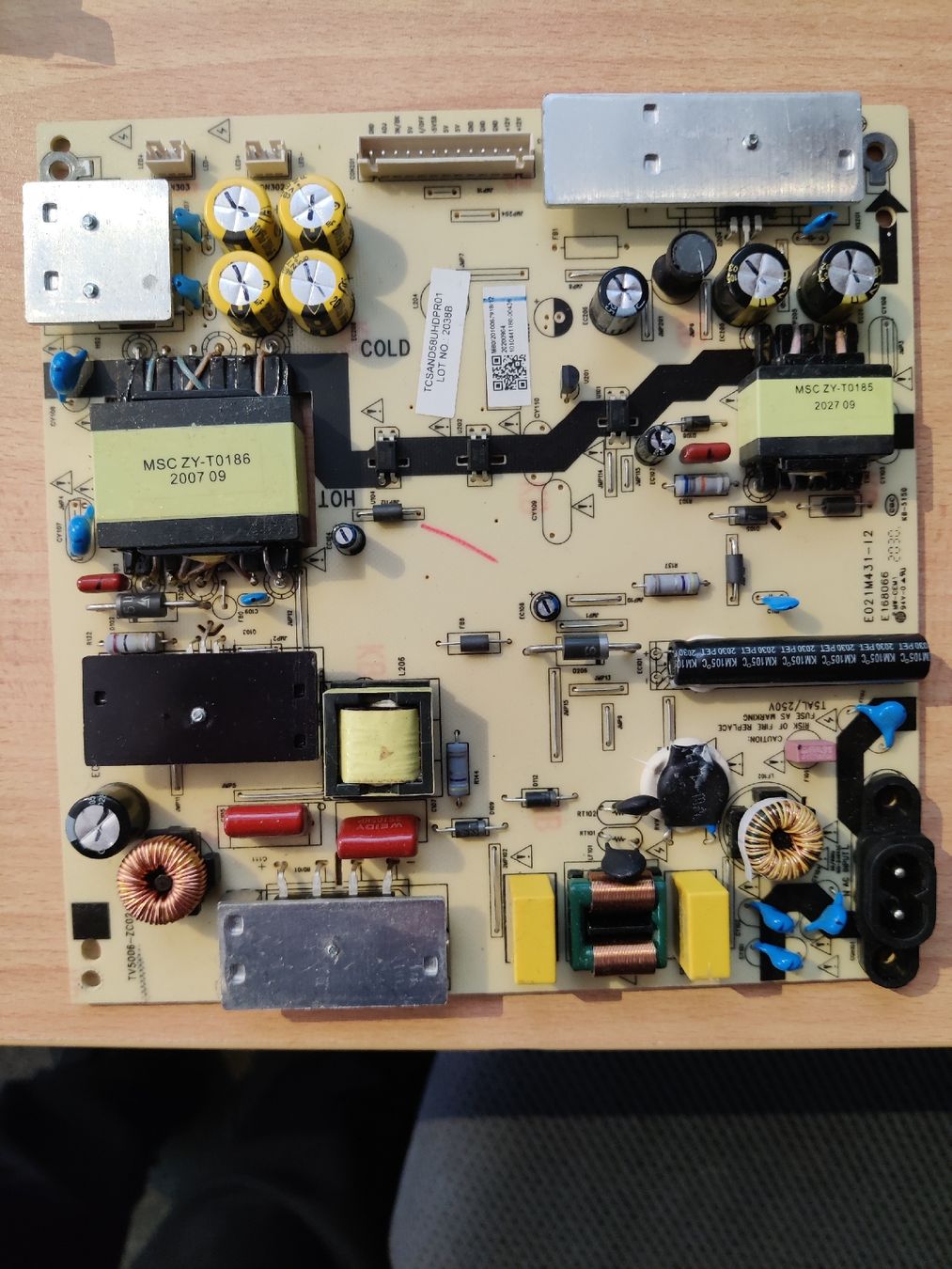 Alimentazione elettrica: Mainboard TC58UHDPRO1, gebraucht, funktionstüchtig – Usato da Märwil venduto da nolimits100