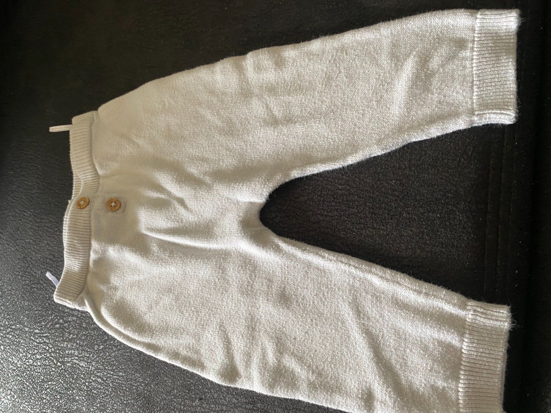 Pantaloni: 2 Paar Baby Höschen Grösse 68 – Usato da Allenwinden venduto da Obalu 2