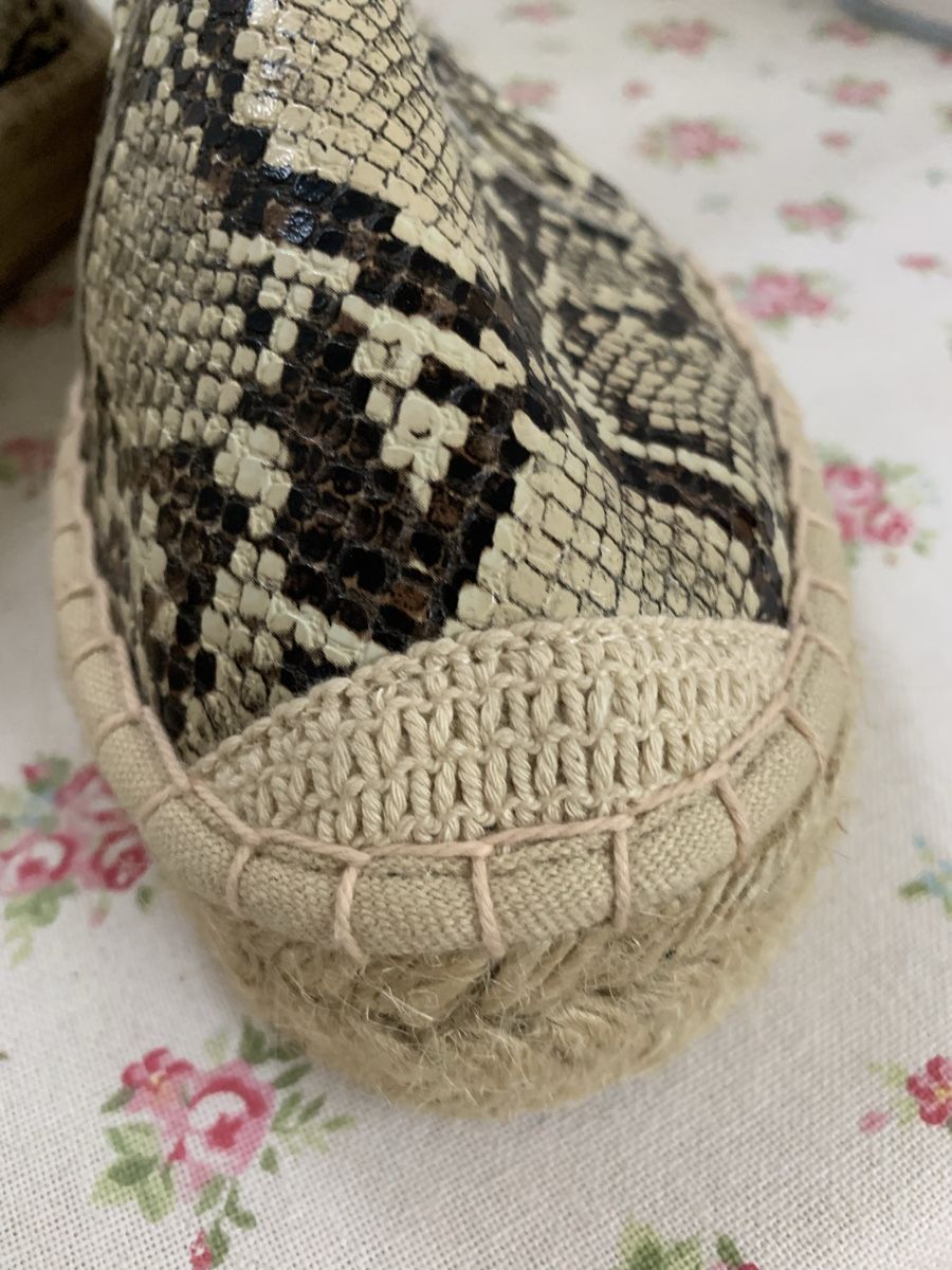 Scarpe da donna: Espadrilles von EVEN&OOD Gr. 38 Schlangenoptik – Usato da Ellikon an der Thur venduto da Bali1999 1