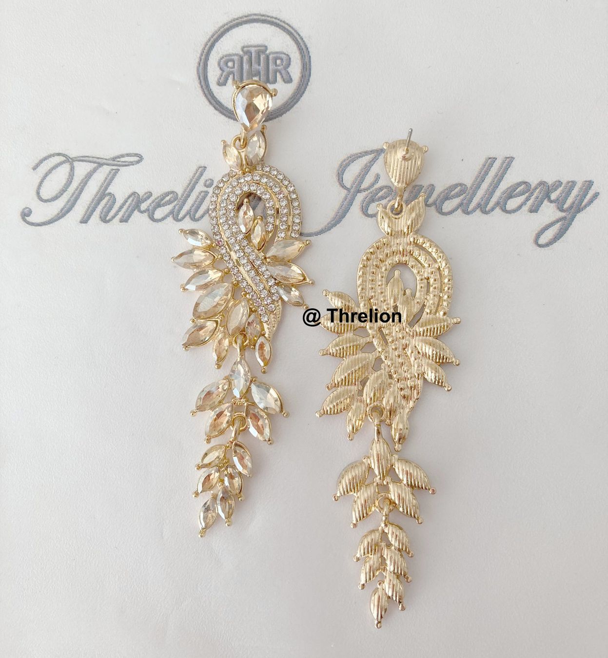 Orecchini pendenti & Orecchini a lobo: Chandelier Ohrringe mit Kristallen – Usato da Riehen venduto da Threlion 1