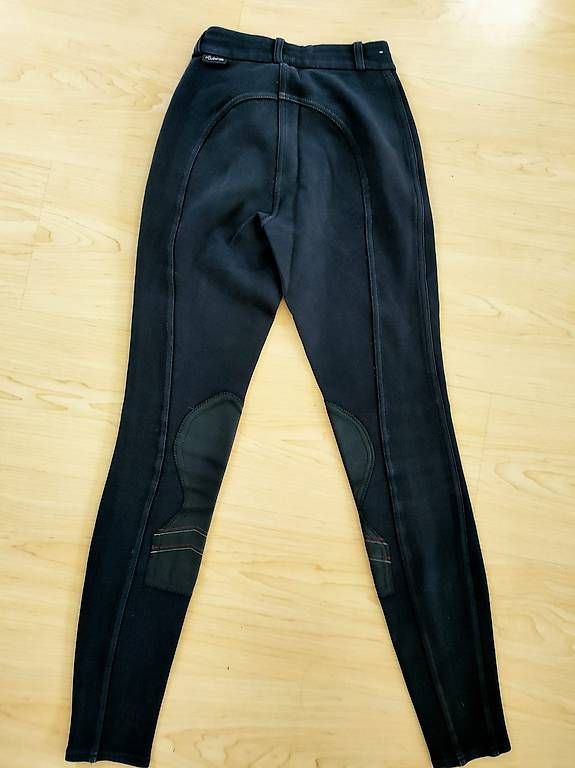 Pantaloni: Mädchen Reithose schwarz Gr XXS/152 – Usato da Münchenstein venduto da sterni_0813 1
