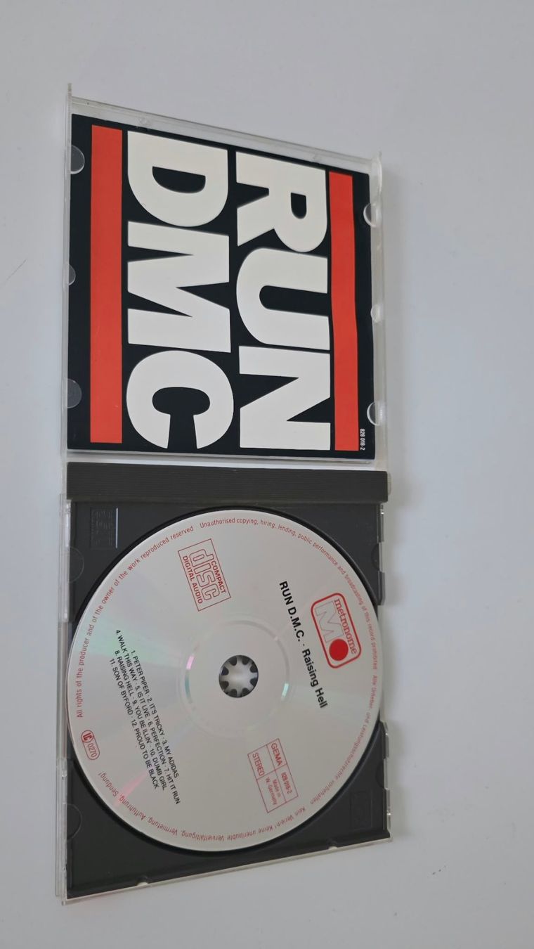 CD: RunDMC - Raising Hell – Usato da Zürich venduto da csm04