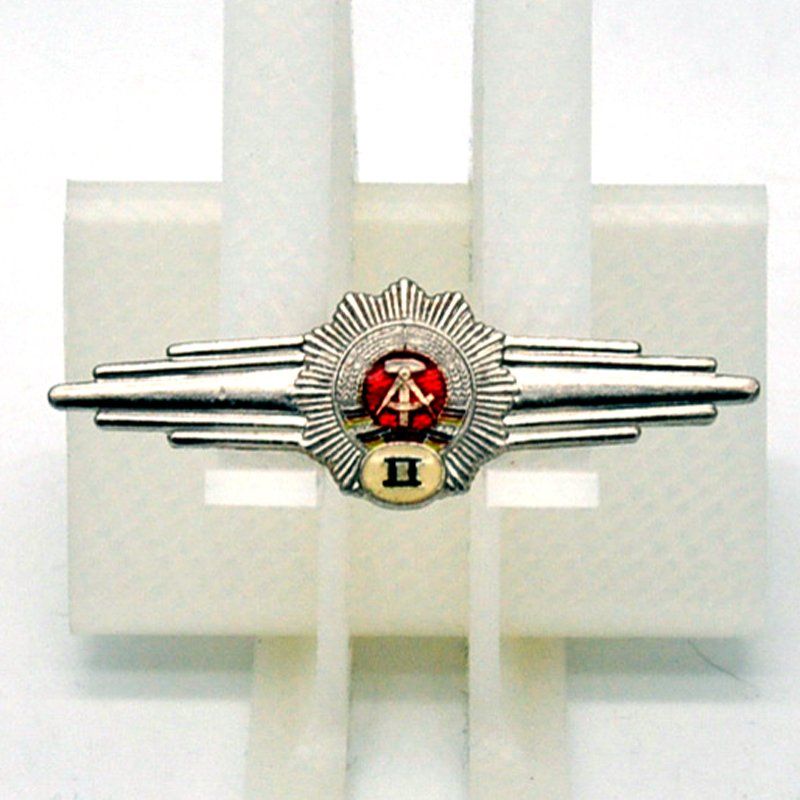 Placchette & Badge: Klassifizierungsabzeichen Ministerium des Innern MdI – Usato da Uerkheim venduto da fabulafero
