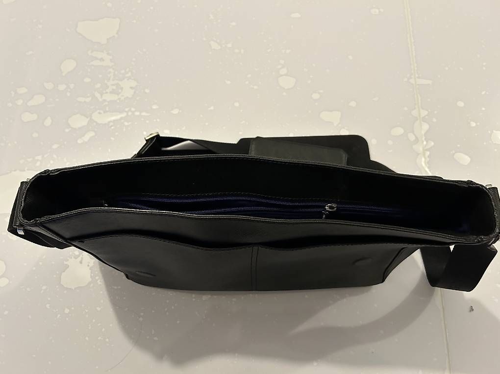 Taschen: Sac à bandoulière – Gebraucht aus Les Avanchets von VV_75 2