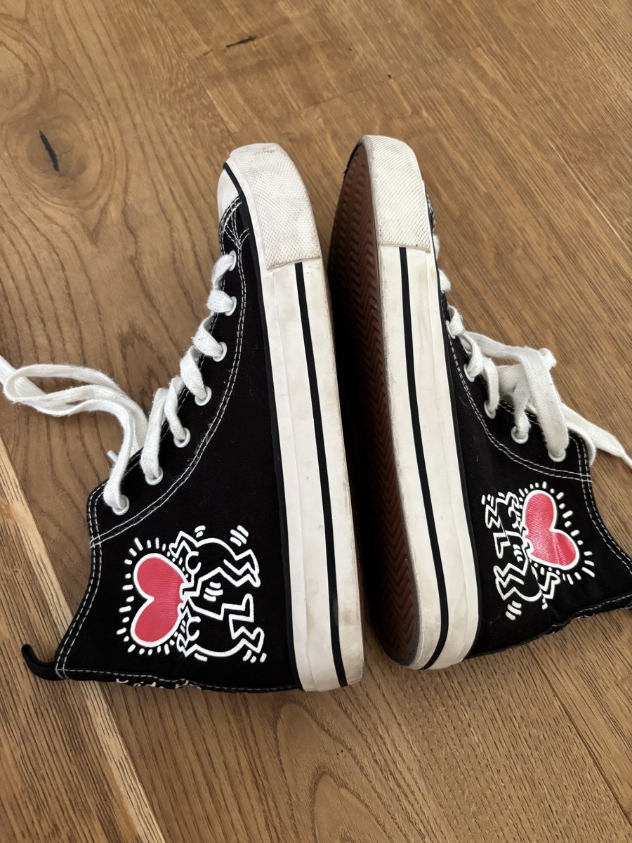 Scarpe da uomo: Keith Haring Sneakers – Usato da Würenlos venduto da Ashley24 2