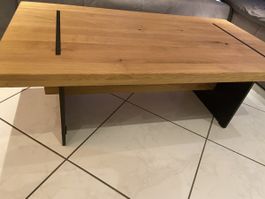 Couchtisch Eiche massiv mit Metallgestell sehr guter Zustand