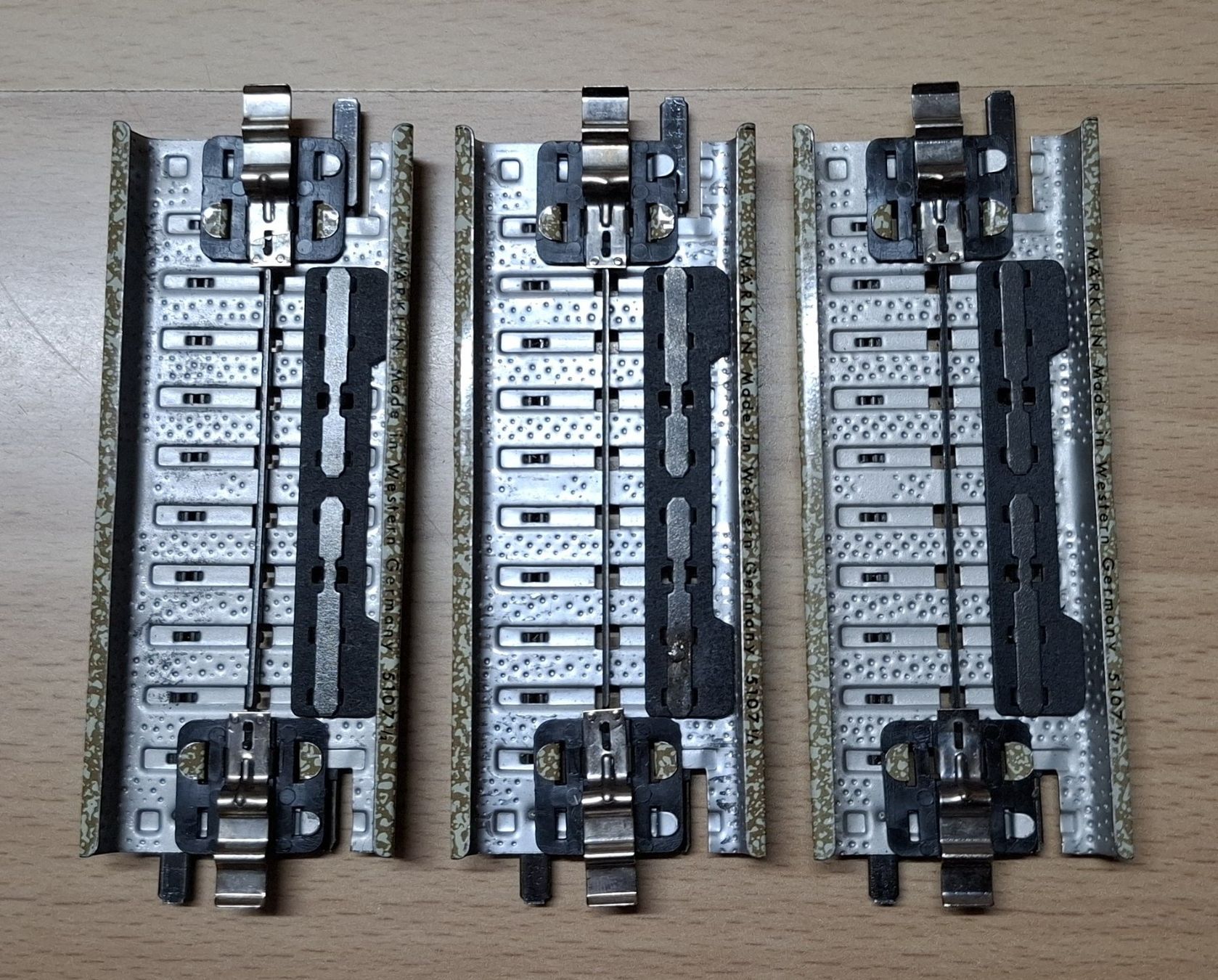 Märklin Modellini di ferrovie: Märklin Kontaktschienen – Usato da Alchenstorf venduto da mani97 3