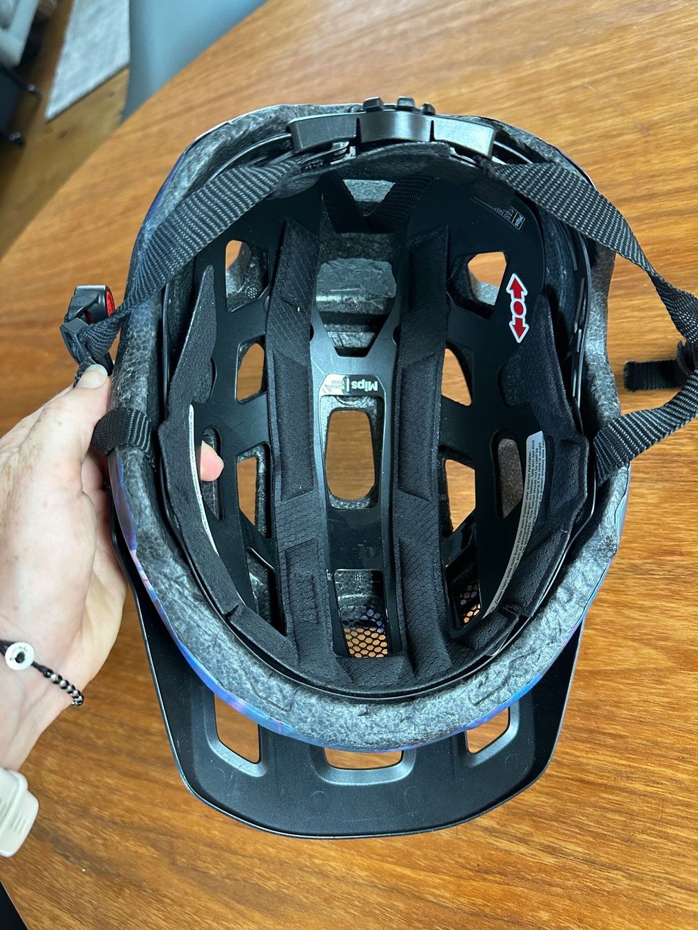 Uvex Caschi: UVEX - Kid's React MIPS - Velohelm Grösse: 52-56 cm TOP! – Usato da Röschenz venduto da Bijouxaddicted 4