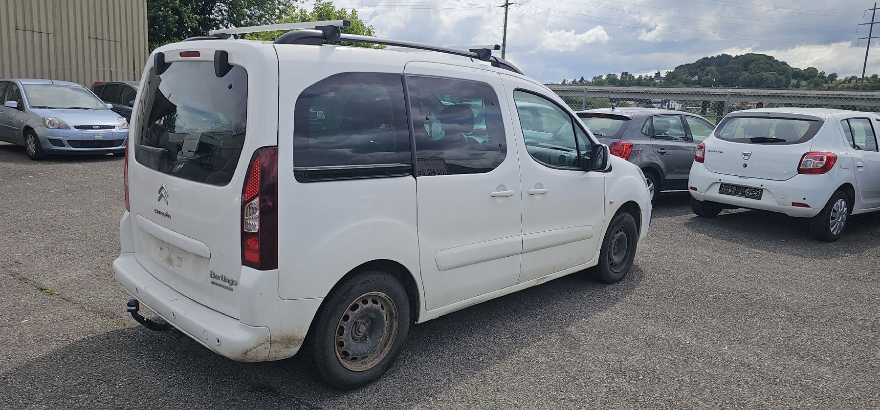 Citroën Automobili: Citroen berlingo 1.2 i – Usato da Chavornay venduto da lev_qnm6 2