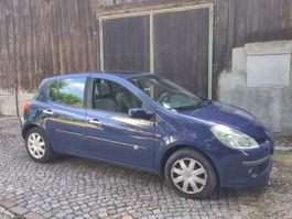 Renault Clio 1.4 16V - SERVOLENKUNG DEFEKT