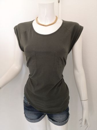 🤩MANGO T-SHIRT GRÜN MIT TASCHEN