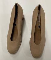 Anna Valerie Adolf Pumps, Beige, Echtleder, Gr. 40, neu