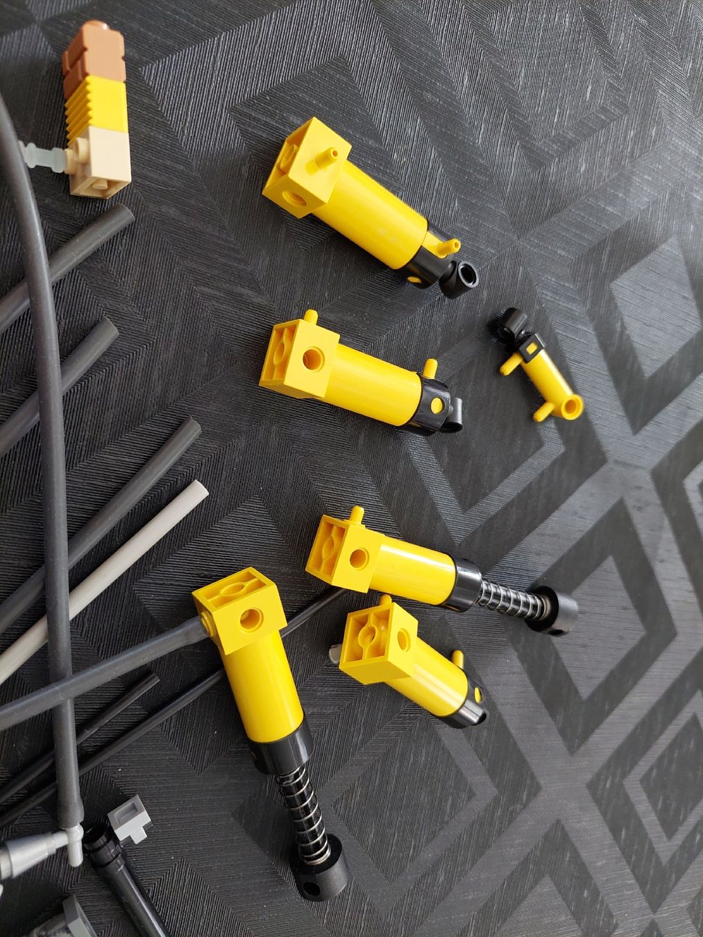 Lego Giocattoli: Lego Technic  Pneumatik Teile – Usato da Zetzwil venduto da sti_x9xf 4