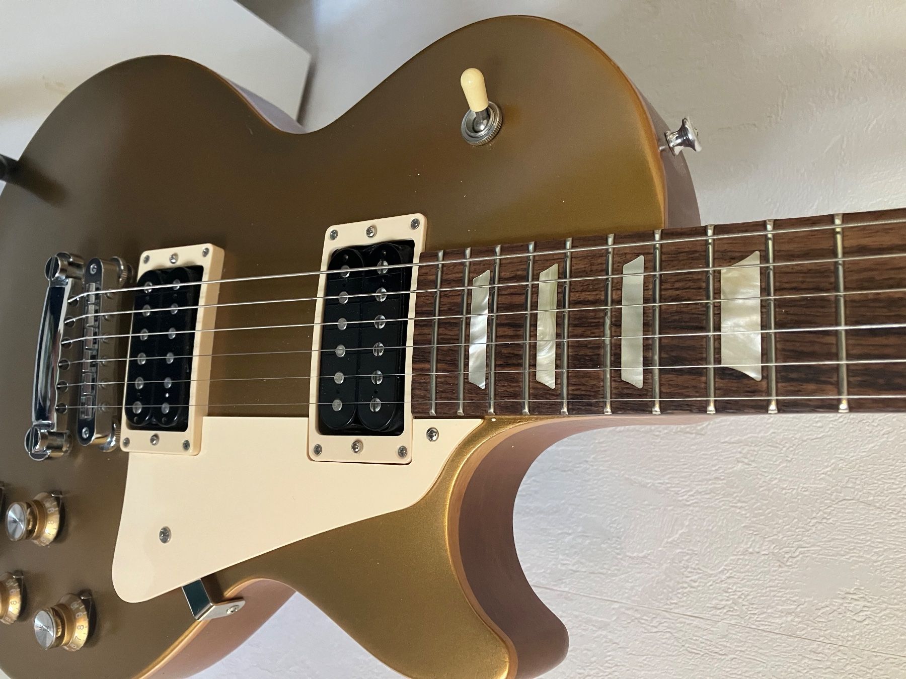 Strumenti musicali: Gibson Les Paul Tribute – Usato da Münchenstein venduto da Colo52 3