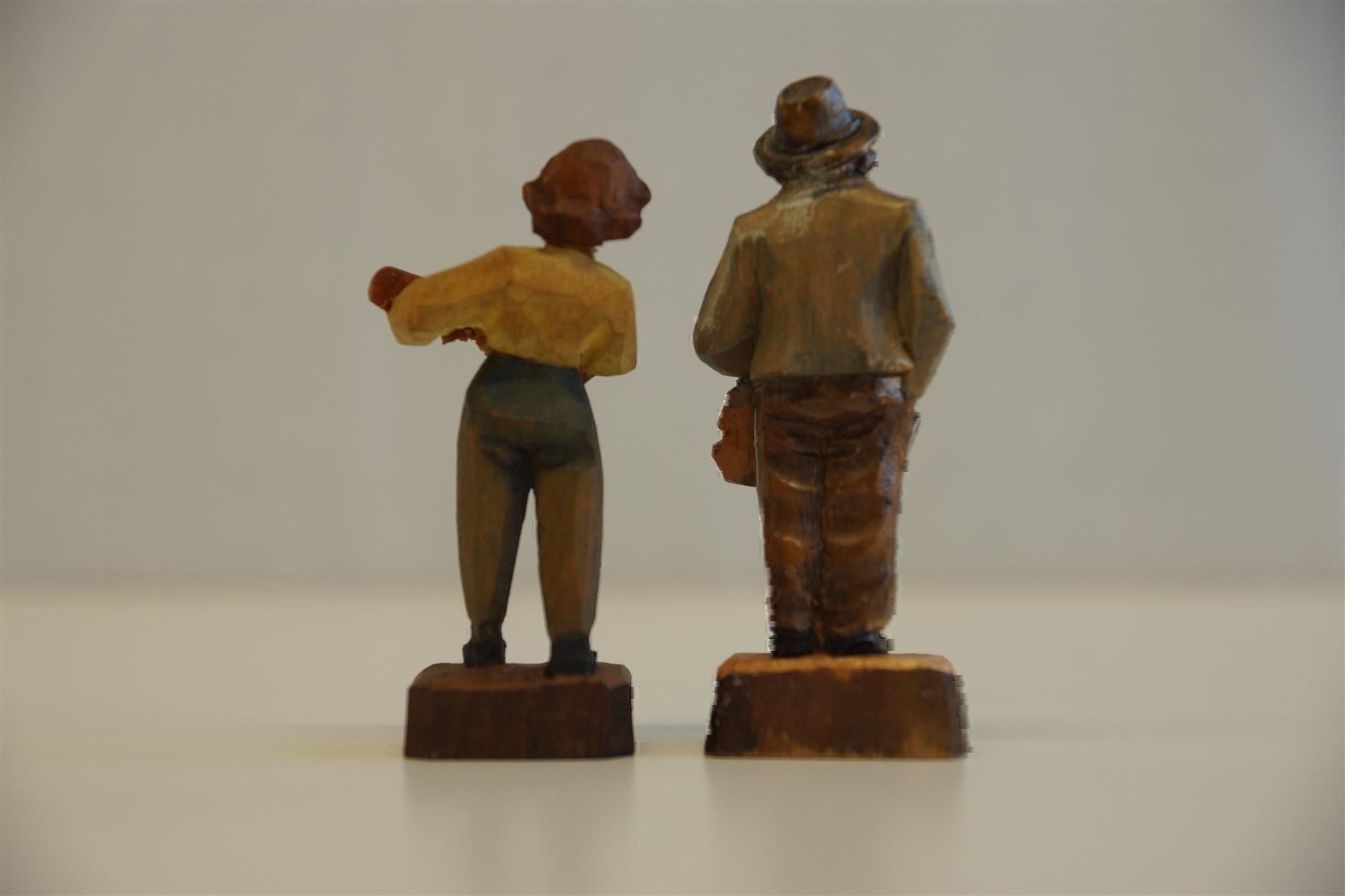 Skulpturen & Statuen: Musikantenpaar, geschnitzt – Neu und originalverpackt aus Brienz BE von P.Edelweiss 3