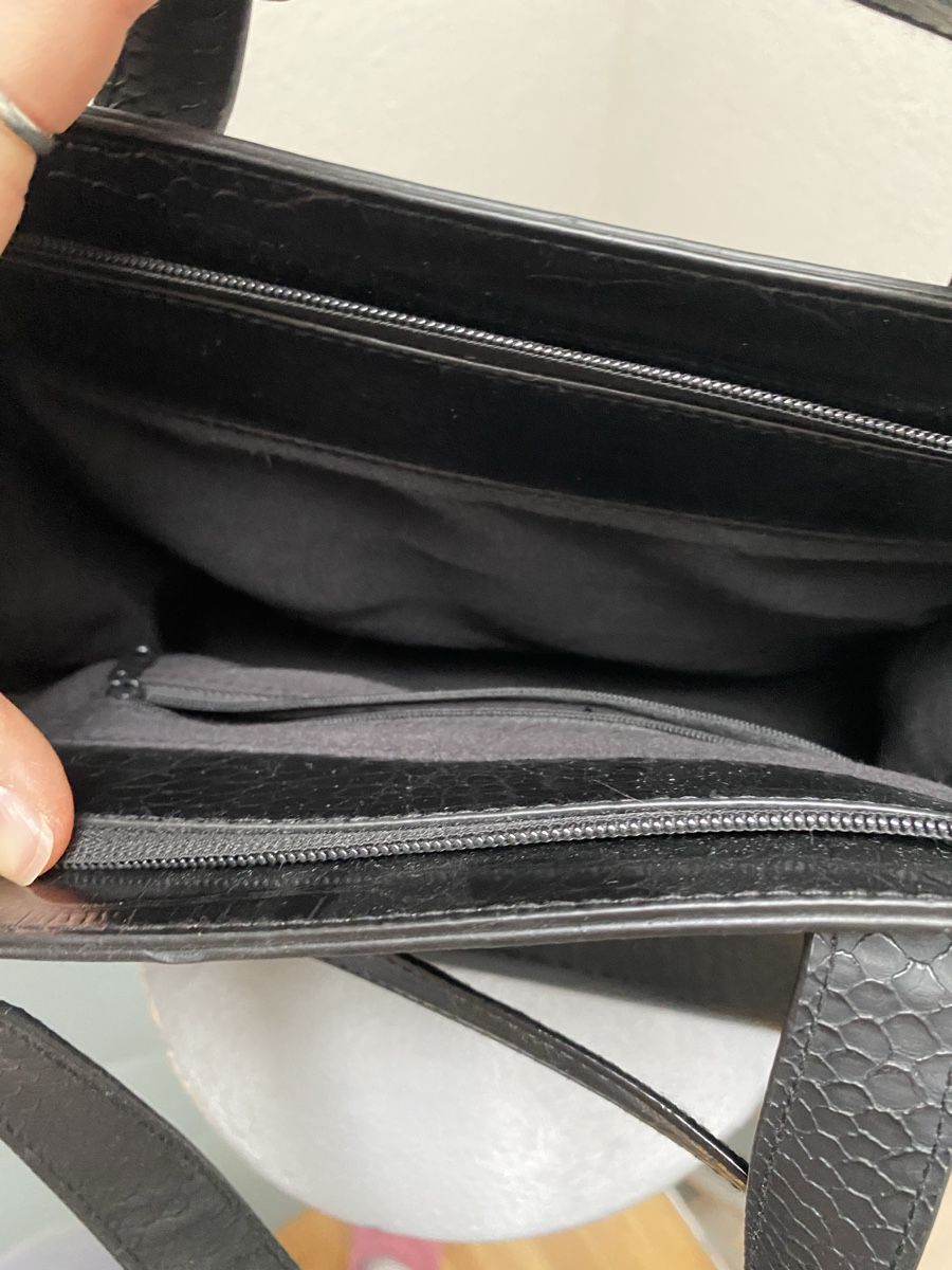Sacs femmes: Tasche schwarz – D'occasion à Luzern par oli_6x2r 1