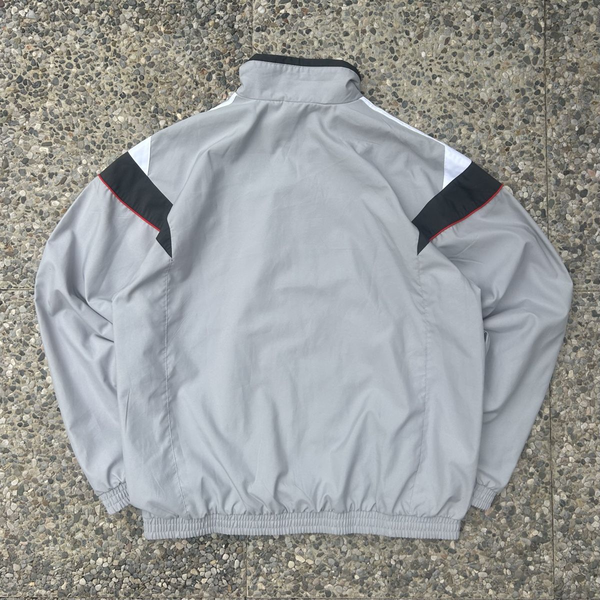 Adidas Jacken: Vintage Adidas 00’s track jacket – Gebraucht aus brent von fukusapes 4