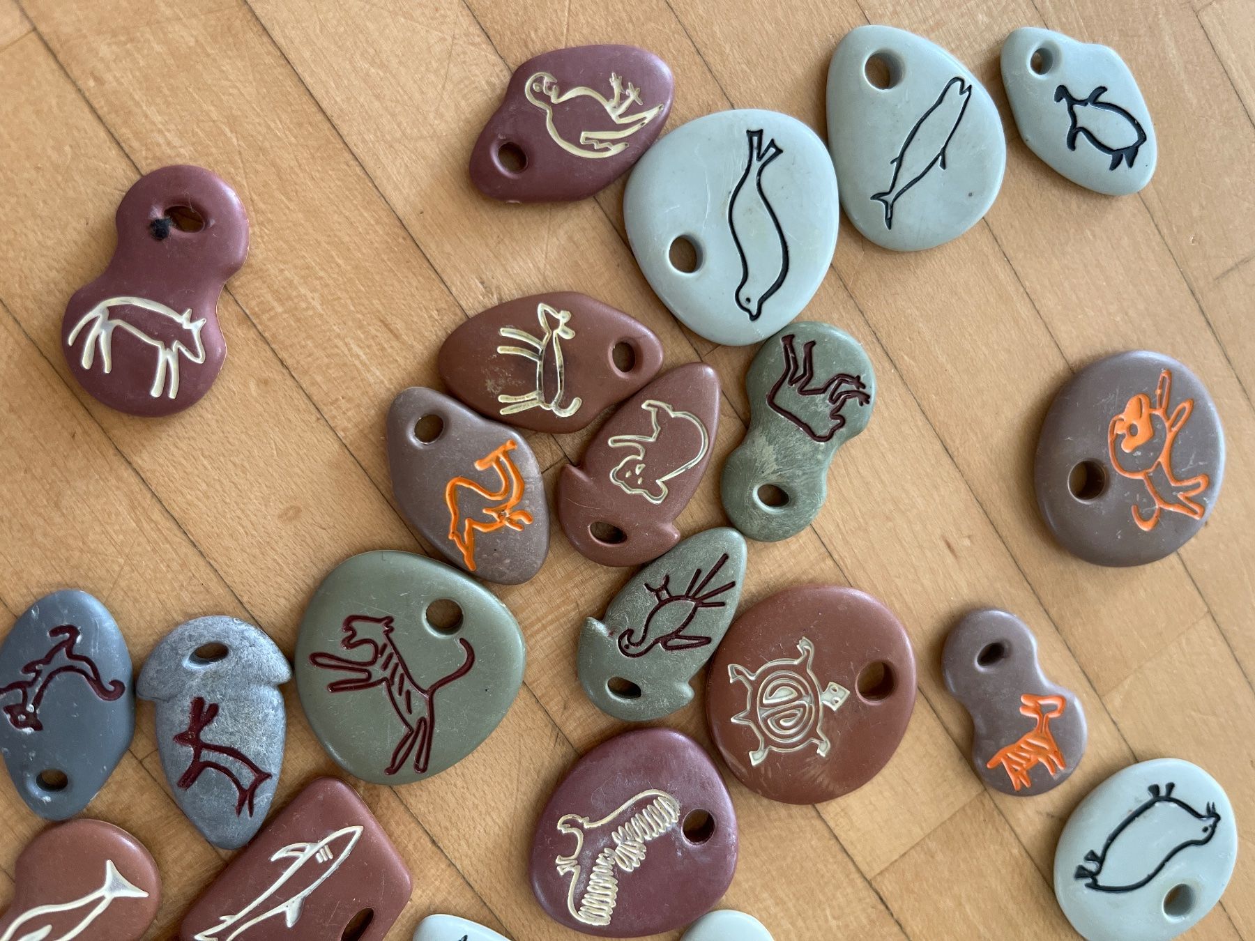 Giochi: Amulette Tiere 25 Stück – Usato da Horgen venduto da Hoppelhase11 1