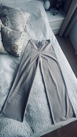 Bershka Stoffhose, Beige, Gr 34