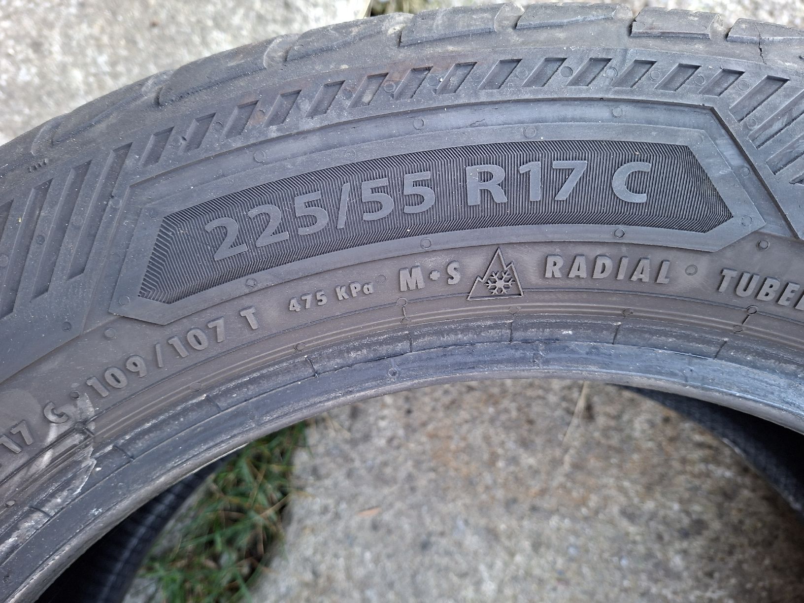Tutti pezzi di ricambio auto: Winter Pneus 2Stk. – Usato da Horgen venduto da ratNski