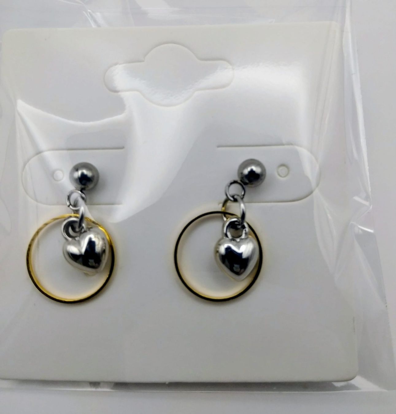 Ohrringe & -stecker: Ohrstecker "Ring Herz". Mini CHARM - Ohrringe Farbe Gold – Neu und originalverpackt aus Zürich von Flitzi2005 2