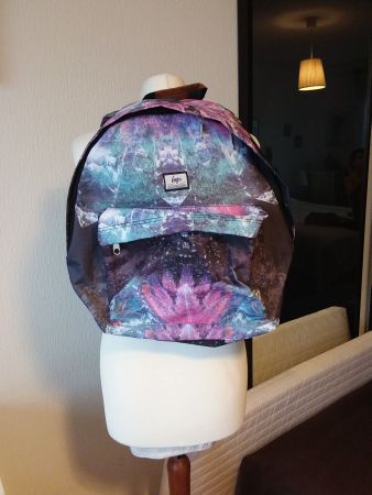 Grand sac à dos HYPE neuf