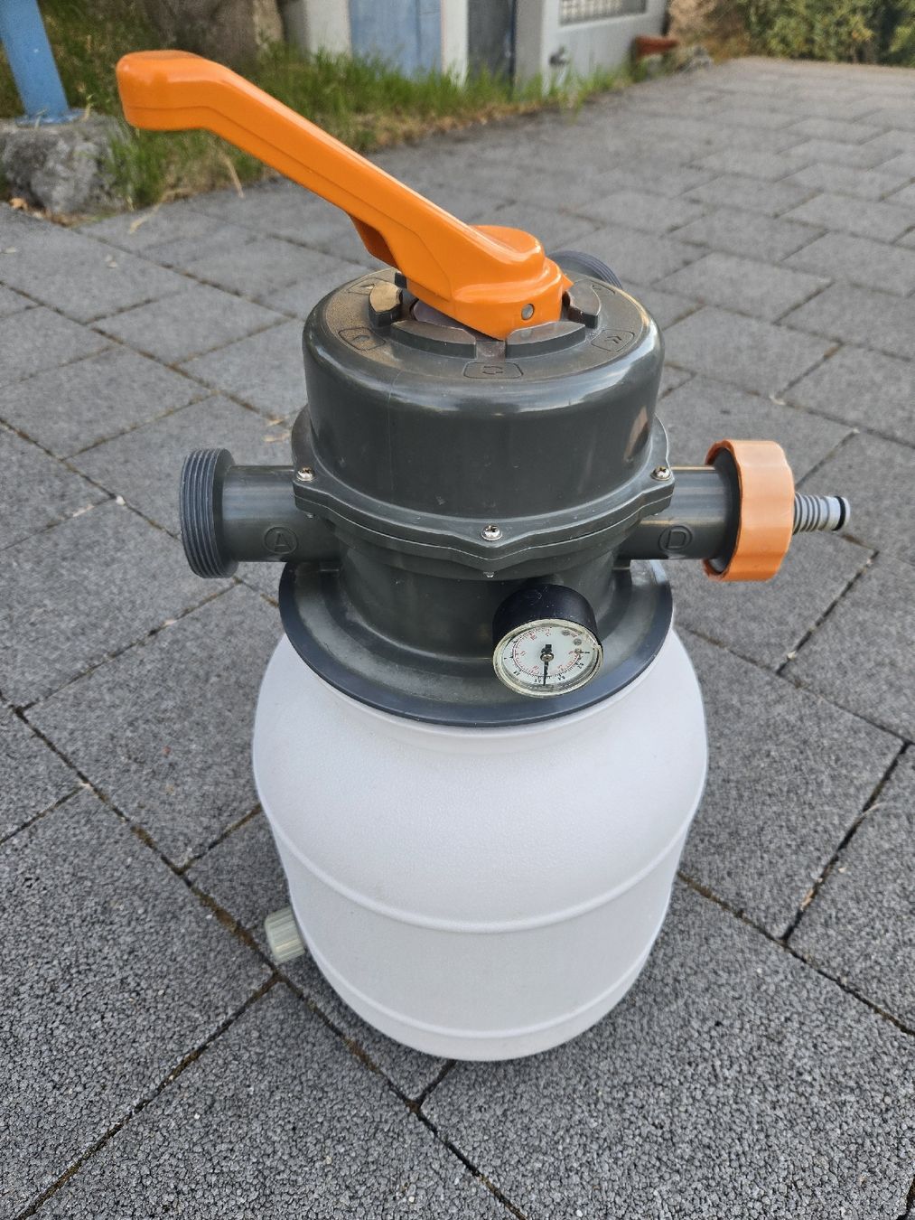 Bestway Accessoires de piscine: Poolpumpe - Sandfilteranlage – D'occasion à Derendingen par Waterfighter 1