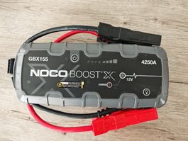 Defekter NOCO Boost X GBX155 Starthilfe 12V 4250A