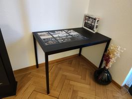 Table noire Ikea 4/6 personnes