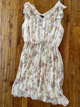 schönes Kleid von YUMI Gr. 38