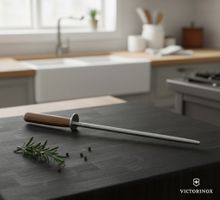 Victorinox Wetzstahl mit Holzgriff (Art.-Nr. 7.8308)
