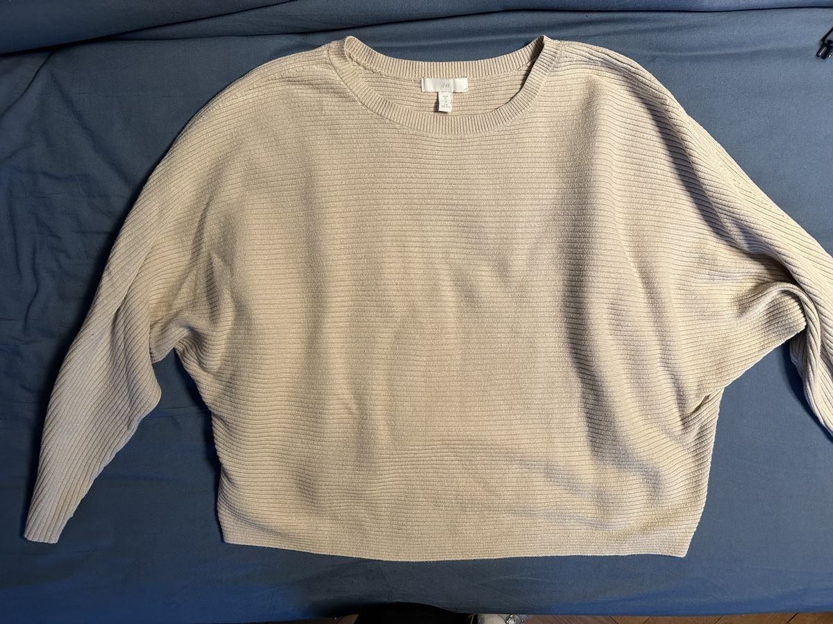 H&M Pulls & Sweat-shirts: Damen Pullover beige Grösse M guter Zustand – D'occasion à Luzern par nisssa
