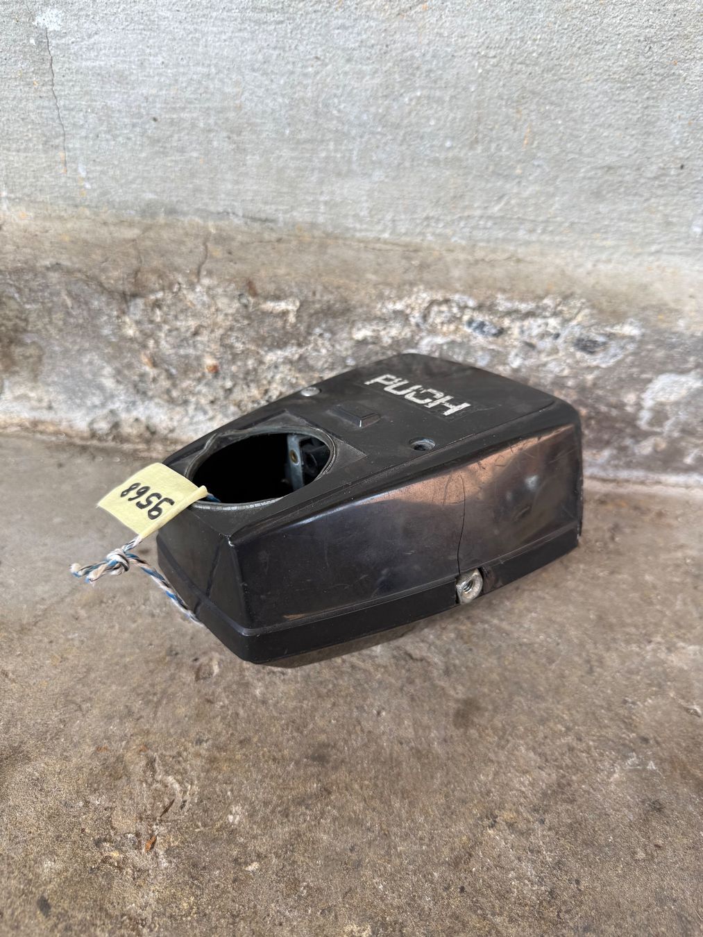 Puch Parti ricambio per ciclomotori: Puch Maxi Lampe Eckig Schwarz – Usato da Fahrni b. Thun venduto da berger_tuning34