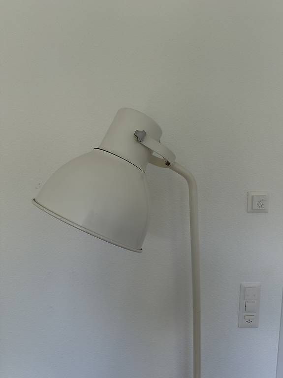 Lampade: Stehlampe zu verschenken – Usato da Richterswil venduto da ski_7ffp 1