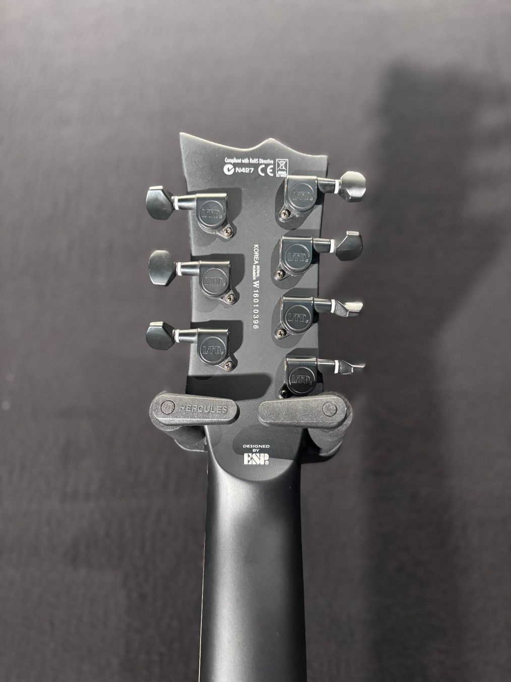 Esp Strumenti musicali: ESP LTD EC-407 BLKS Black Satin 7-String E-Gitarre – Nuovo e nell'imballaggio originale da Kaiserstuhl AG venduto da GTM-Kaiserstuhl 3