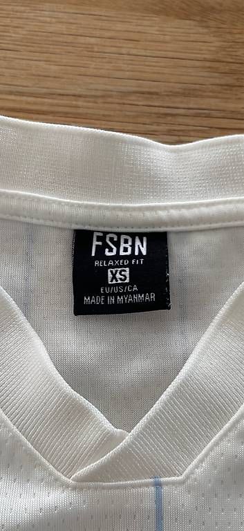Canottiere & Pantaloni: New York Trikot Grösse XS – Usato da Roggliswil venduto da trek01 2