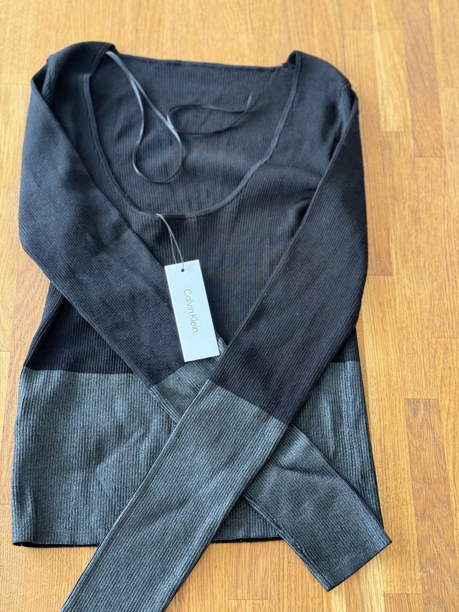 Calvin Klein Maglioni & Felpe: Calvin Klein Pullover – Nuovo e nell'imballaggio originale da Zürich venduto da caroline-ng 2