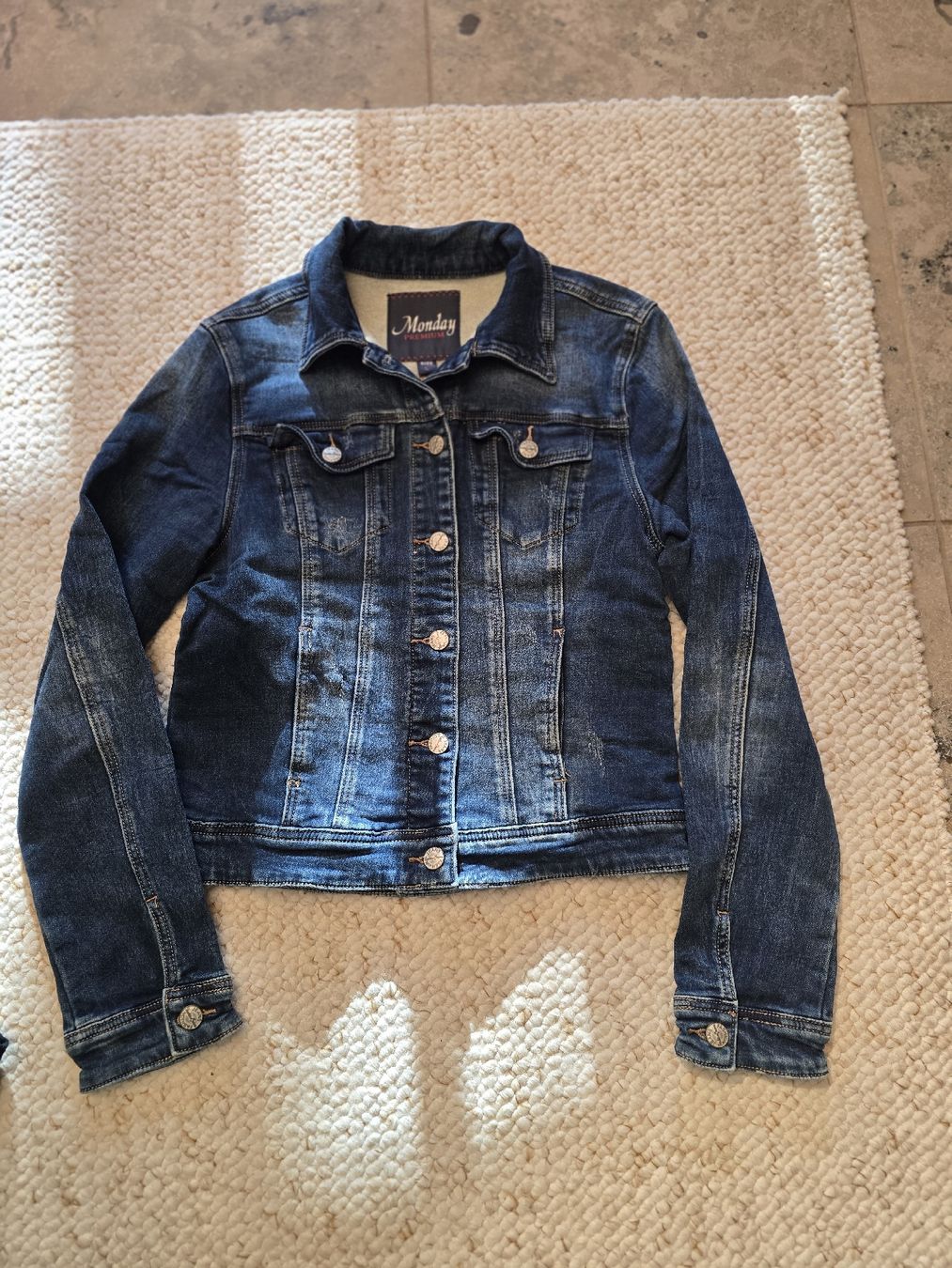 Vestes: Jacke – D'occasion à Herisau par ylb_dxc8