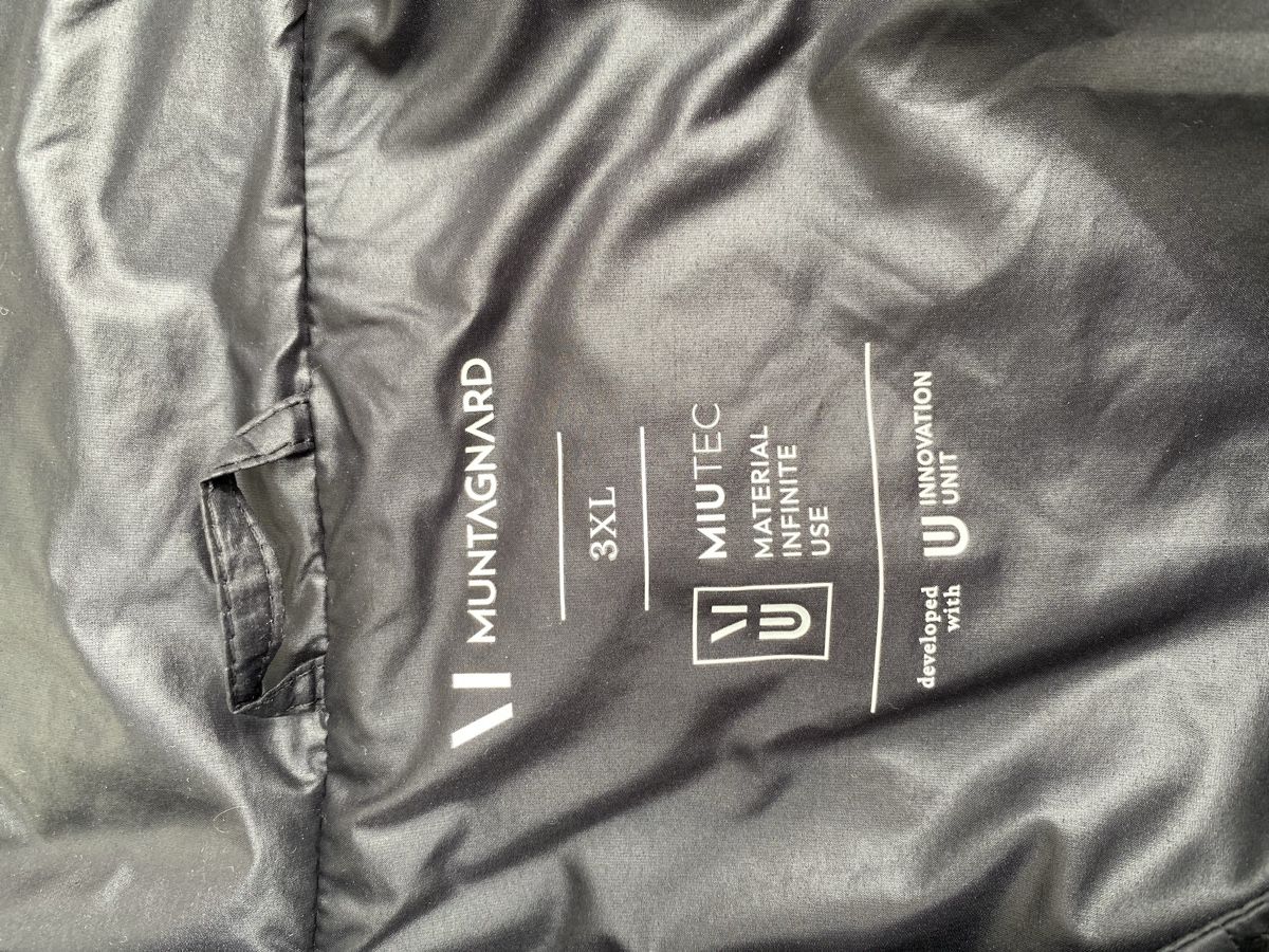 Giacche: Muntagnard Jacke – Usato da Aarwangen venduto da Rrebi8 2