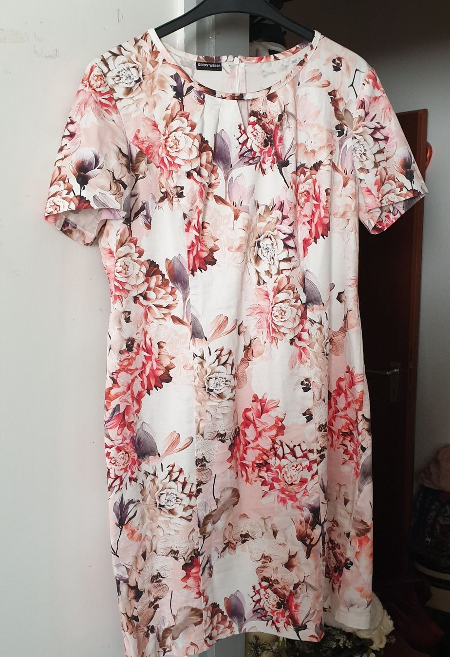 Gerry Weber Vestiti: Gerry Weber Schönes Kleid Gr. 42 – Usato da Frenkendorf venduto da Moon111