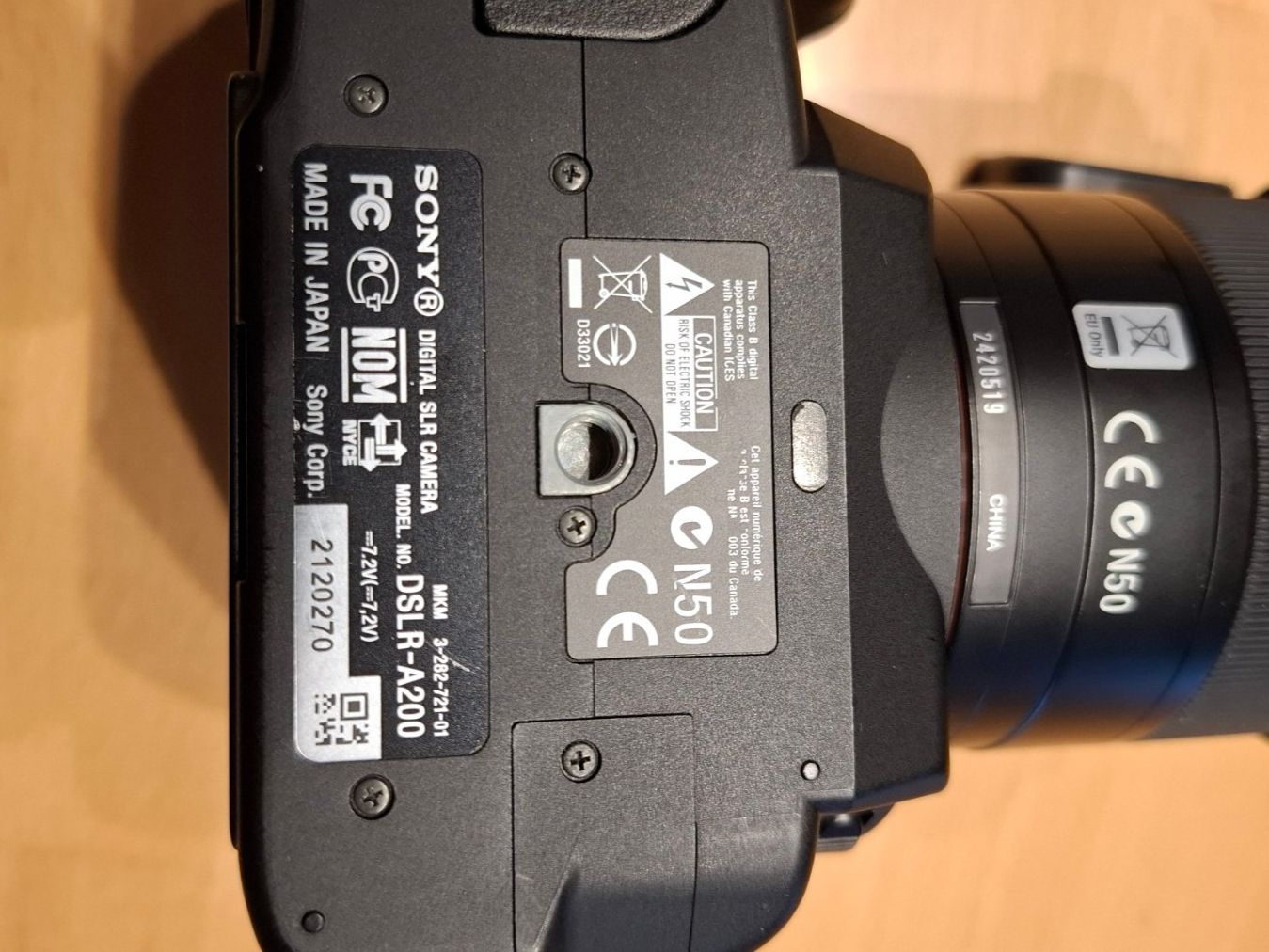 Sony Fotocamera: Sony Alpha 200 Digitalkammera mit zubehör – Usato da Ebikon venduto da Dubi1 8
