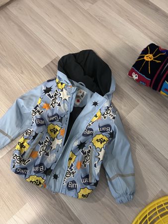 Regenjacke gefüttert LUPILU Grösse 98/104 gute Zustand