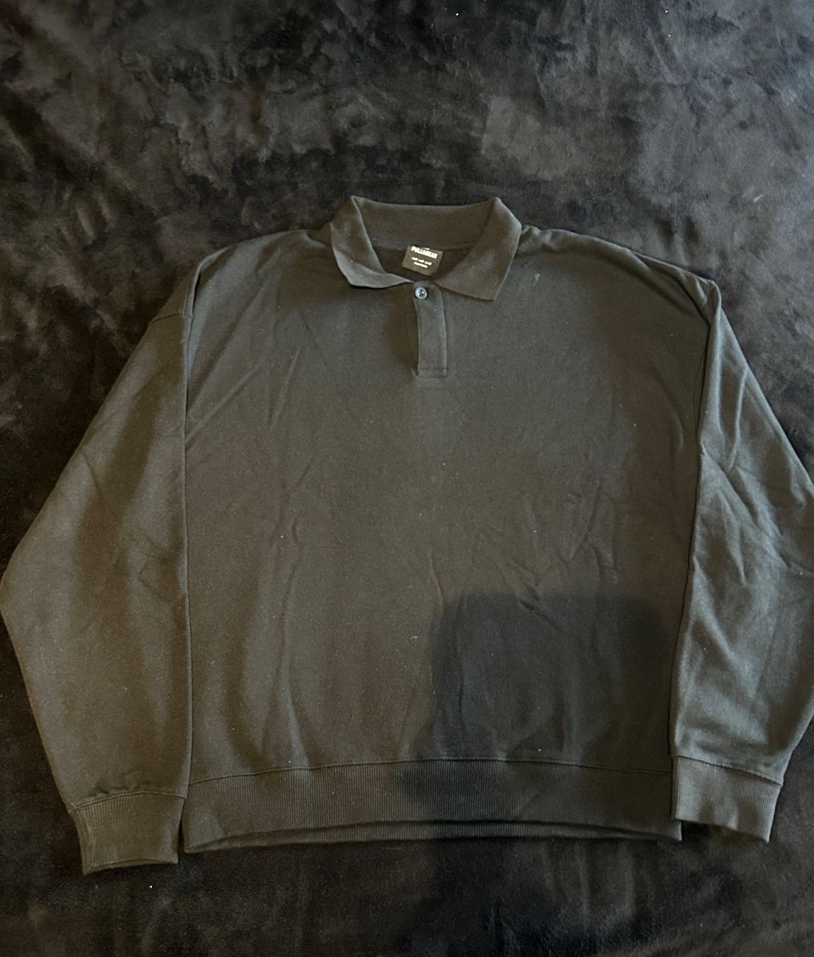 Pull&Bear Maglioni & Felpe: Pull&Bear Pullover schwarz Grösse M guter Zustand – Nuovo e nell'imballaggio originale da Roggwil BE venduto da ghemma
